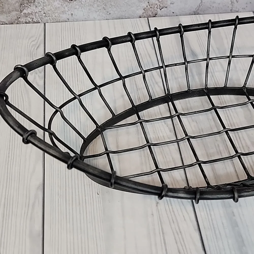 Black Metal Wire Serving Basket